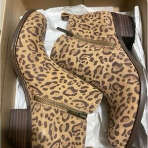 Lucky Brand Basel Bootie leopard print size 6.5 women’s/girls 5 new in box